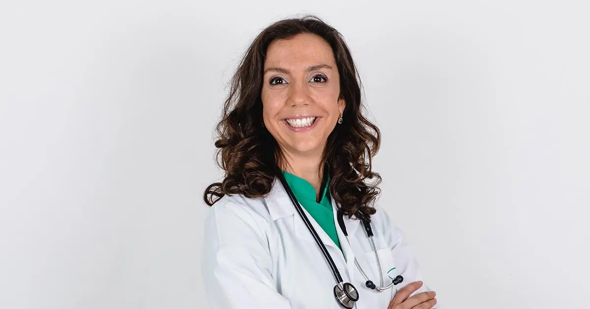 Prof. Doutora Maria Cristina de Faria Teixeira falou com a Revista MAXILLARIS